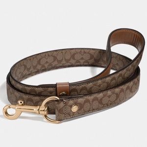 BNWT Authentic Coach Leash with box and tags